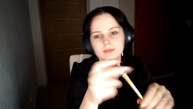 LouiseMarengo's cam snapshot