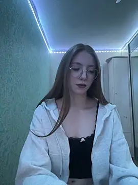 Eseniya_ live sex cam