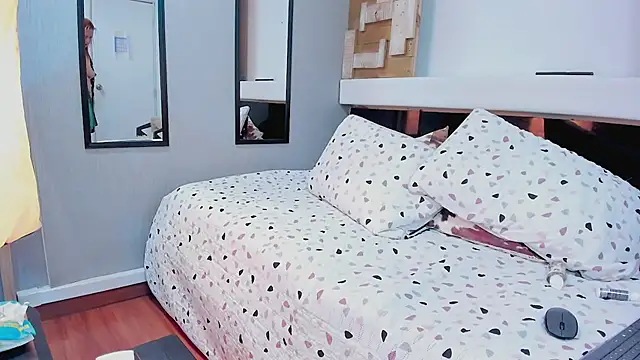 AnaTaylorr's cam snapshot