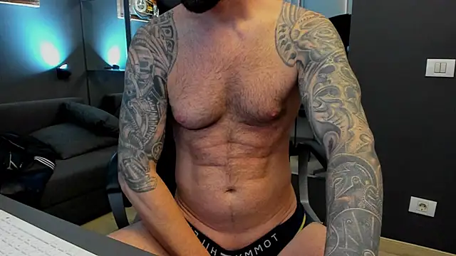 AronGrant live sex cam