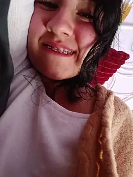 Megan_hotwife_'s cam snapshot