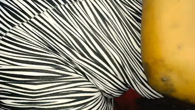 Ebonyfancyface live sex cam