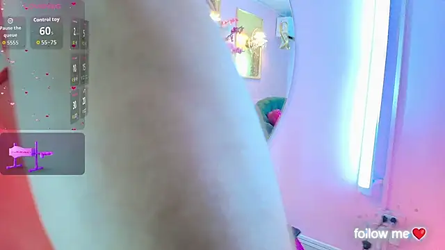 minniesofi's cam snapshot