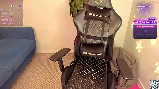 Chloee_White's cam snapshot