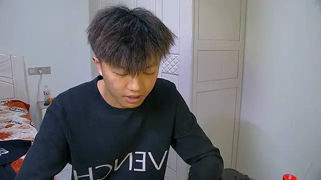 Chocolates-001 live sex cam