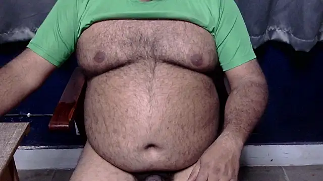 hairysubcub_70 live sex cam