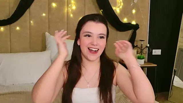 Pauline_Heaven's cam snapshot