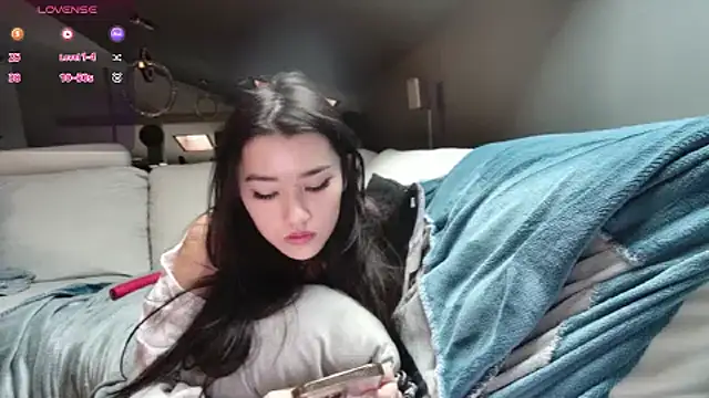 shachatteof live sex cam