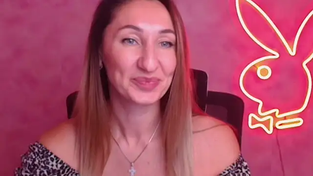 Diana_Sweeet_'s cam snapshot