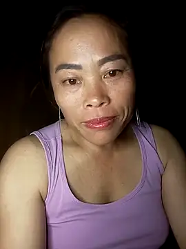 CoMay003's cam snapshot