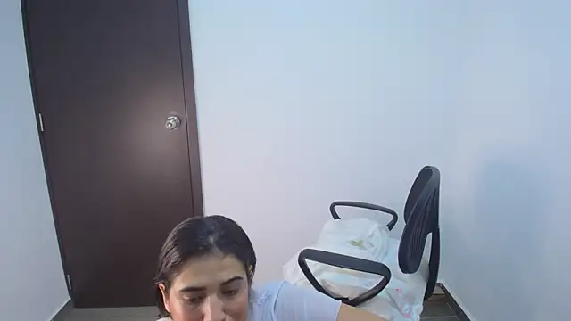 shyness_alice's cam snapshot