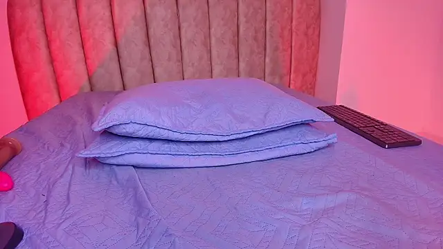 agath_69's cam snapshot