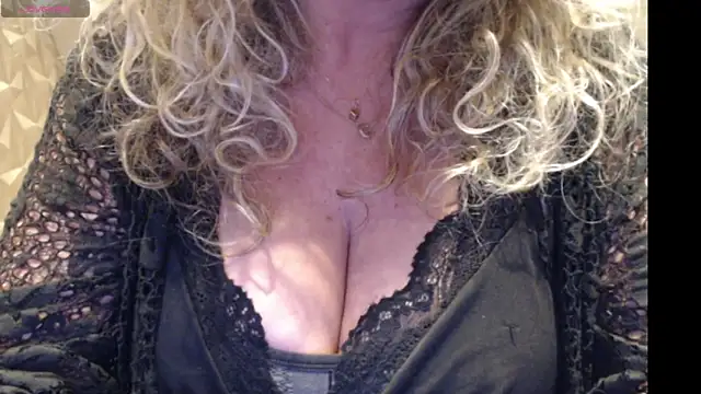 JenniLowen's cam snapshot