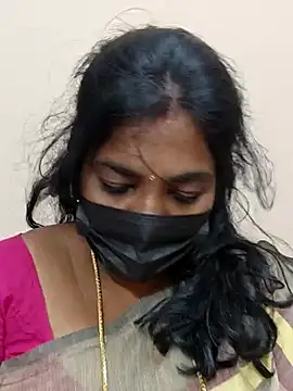 Tamil_Mithra's cam snapshot