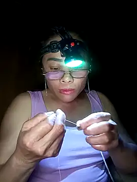 CoMay003's cam snapshot