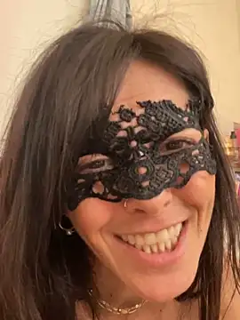 EmySkinny85's cam snapshot