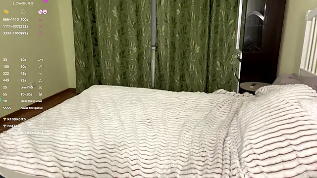 MiaBlanko's cam snapshot