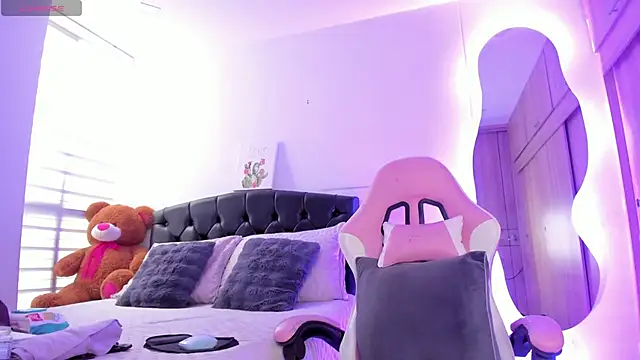 Amaranthaa1's cam snapshot