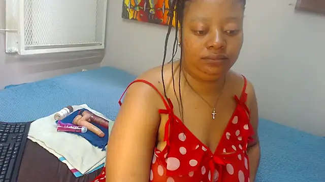 AMAZINGSHAZZXXX's cam snapshot