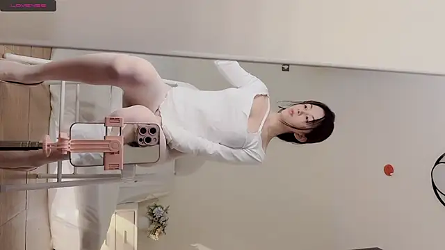 lvy-w's cam snapshot