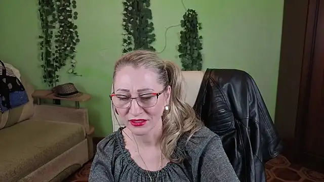 Habibi_Honeyy's cam snapshot