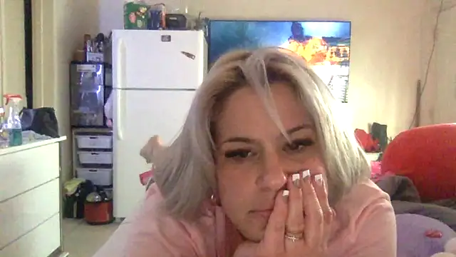 toomuchofafreak's cam snapshot