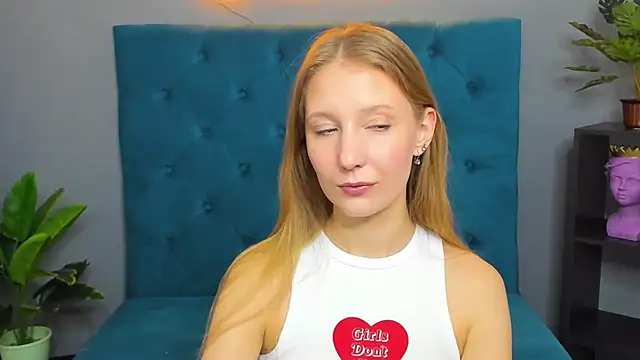 LolaWilsons's cam snapshot