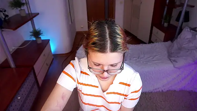 VerniceEngelking's cam snapshot