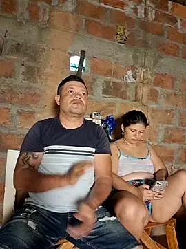 lady_and_charly's cam snapshot