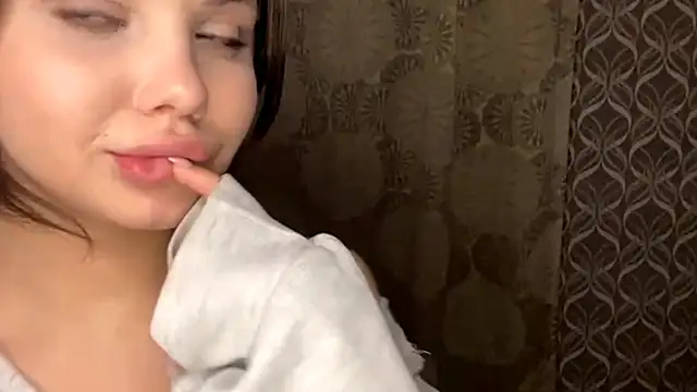 MaraTilIer's cam snapshot