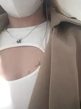 Baby-Linh's cam snapshot