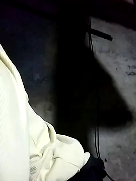 Sam-cute's cam snapshot