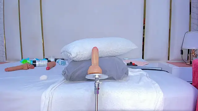 paola_rodriguez's cam snapshot