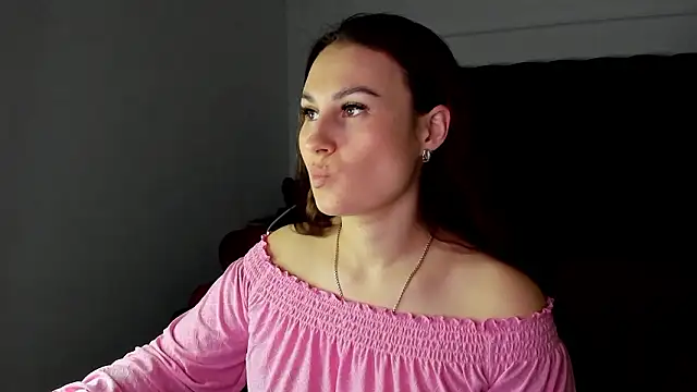 NoraFoxes's cam snapshot