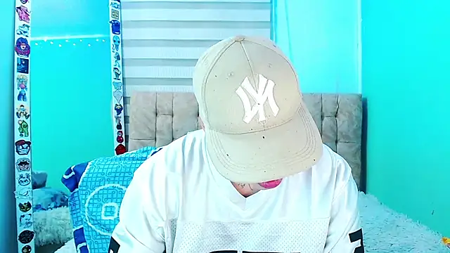 _justinmoon2 live sex cam