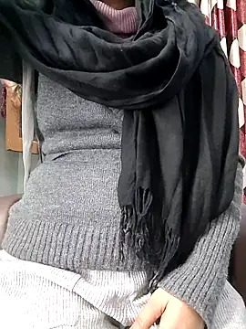 Ruhi_07's cam snapshot