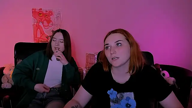 casey_meow_'s cam snapshot