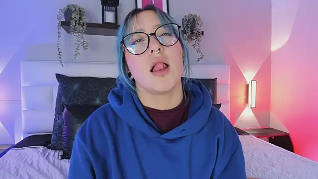 sofi_bakerr's cam snapshot