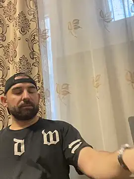 Lover_boy_89 live sex cam