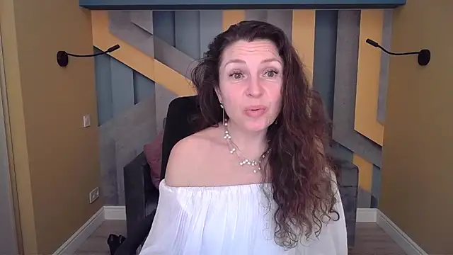 EllaLong's cam snapshot