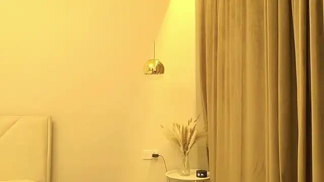 ActiveDi live sex cam