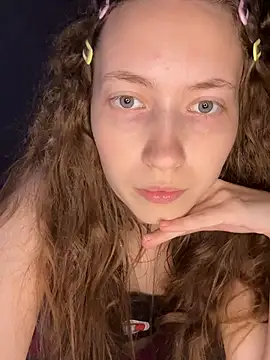 Holy_Poly's cam snapshot