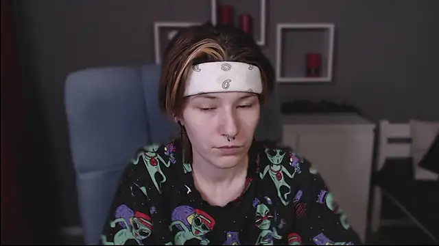 guitarandangell's cam snapshot