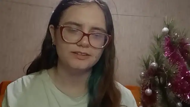 Miyabeee's cam snapshot