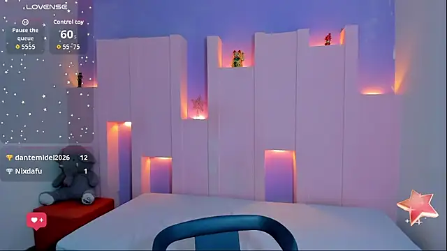 emilywilliis's cam snapshot