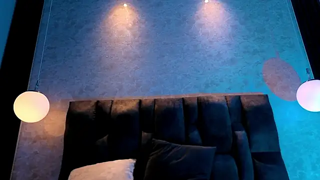 zoe_hugeboobs's cam snapshot