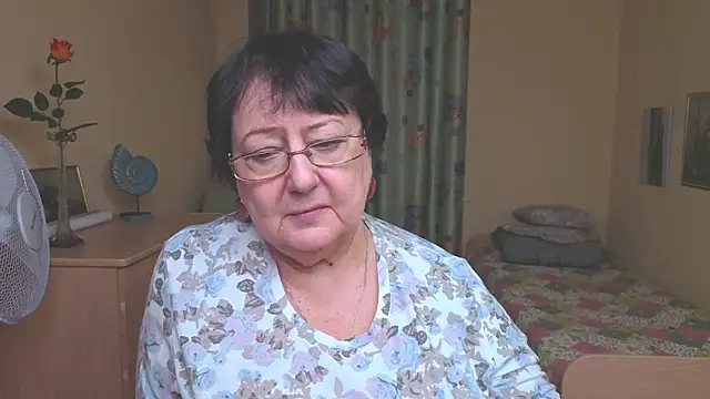 Margo_Moll's cam snapshot