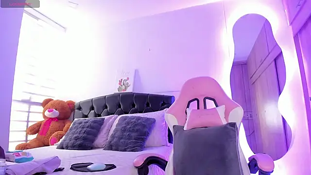 Amaranthaa1's cam snapshot