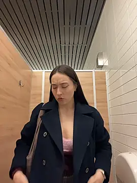 Holly_Play live sex cam