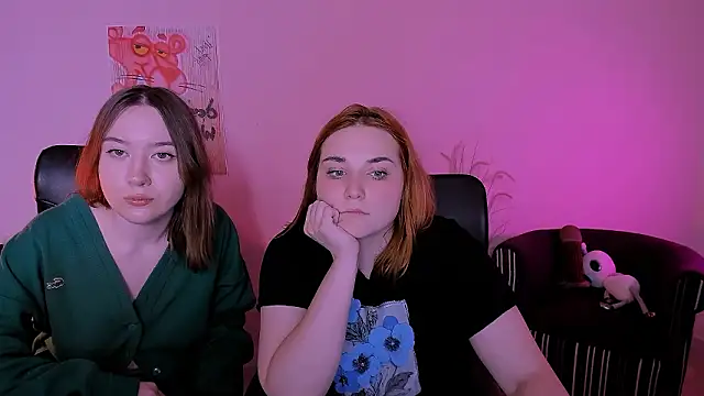 casey_meow_'s cam snapshot